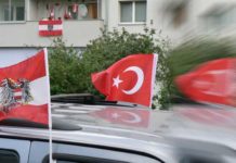 Avusturya, Türkiye’de Oy Verdiği Ortaya Çıkan 18 Bin 500 Türk’ü Sınır Dışı Edecek