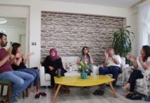 Tutuklu Demirtaş, İlk Seçim Mitingini Telefonla Yaptı