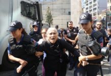 Cumartesi Anneleri’ne Ters Kelepçeli Gözaltı; 700. Hafta Eylemi Yasaklandı