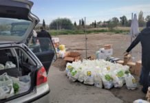 YUNANİSTAN’DAKİ MÜLTECİLERİN KIŞLIK İHTİYAÇLARI TUNA VAKFI’NDAN: 1 AYDA İKİ TIR YARDIM MALZEMESİ