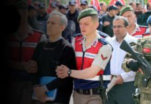 KUMPASI YAPAN BUNLARSA DARBEYİ KİM YAPTI?