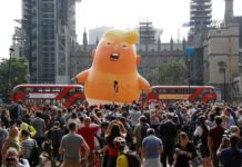 Trump’a Londra’da protestolu karşılama