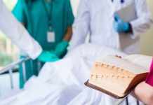 Sağlık Bakanlığı izin verdi: Rahipler, yoğun bakımdaki Covid hastasına manevi destek verecek