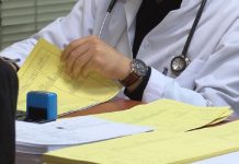 Belçikalı aile hekimi aşısız hasta kabul etmeyecek: ‘Tıbba güvenmiyorsanız bana da gelmeyin’