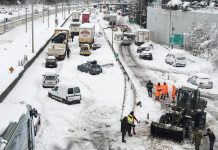 Yunanistan’da otobanda mahsur kalan sürücülere 2 bin euro tazminat ödenecek