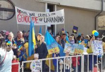 Ukraynalı mülteciler Köstence’de Rusya’yı protesto etti: ‘Bu soykırımı durdurun!’