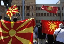 Makedonya’nın AB’ye üyelik müzakerelerinin önü açıldı