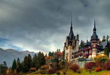 Peleş Sarayı, 140 yıl önce bugün açıldı