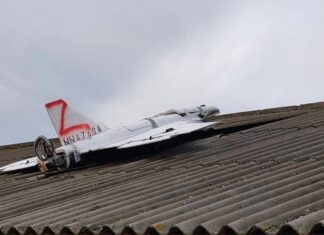 Moldova’daki bir evin üzerine drone düştü!