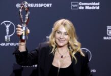 Karpatların efsanevi cimnastikçi ‘Nadia Comăneci’ye dünya Spor Oscarları ödülü